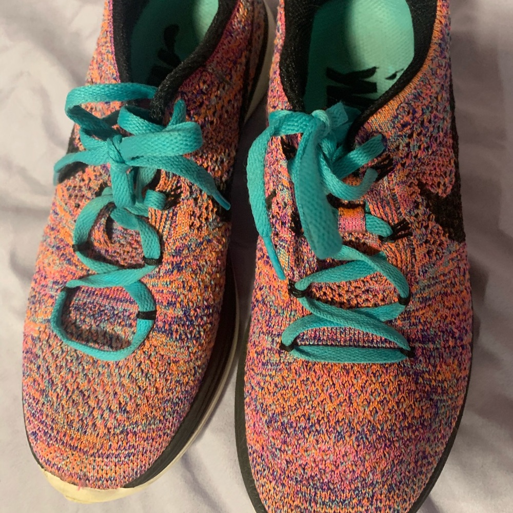 Running shoes